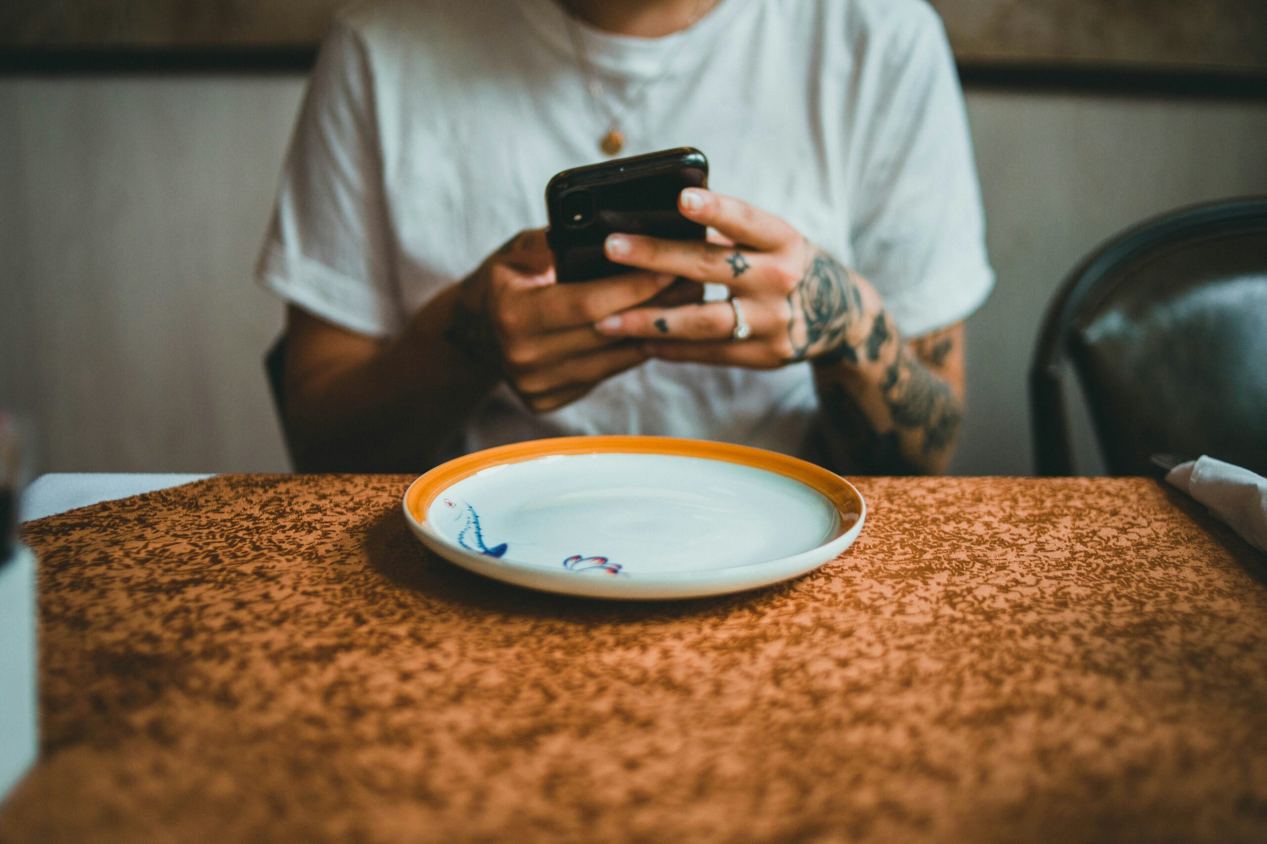 text messaging on smartphone