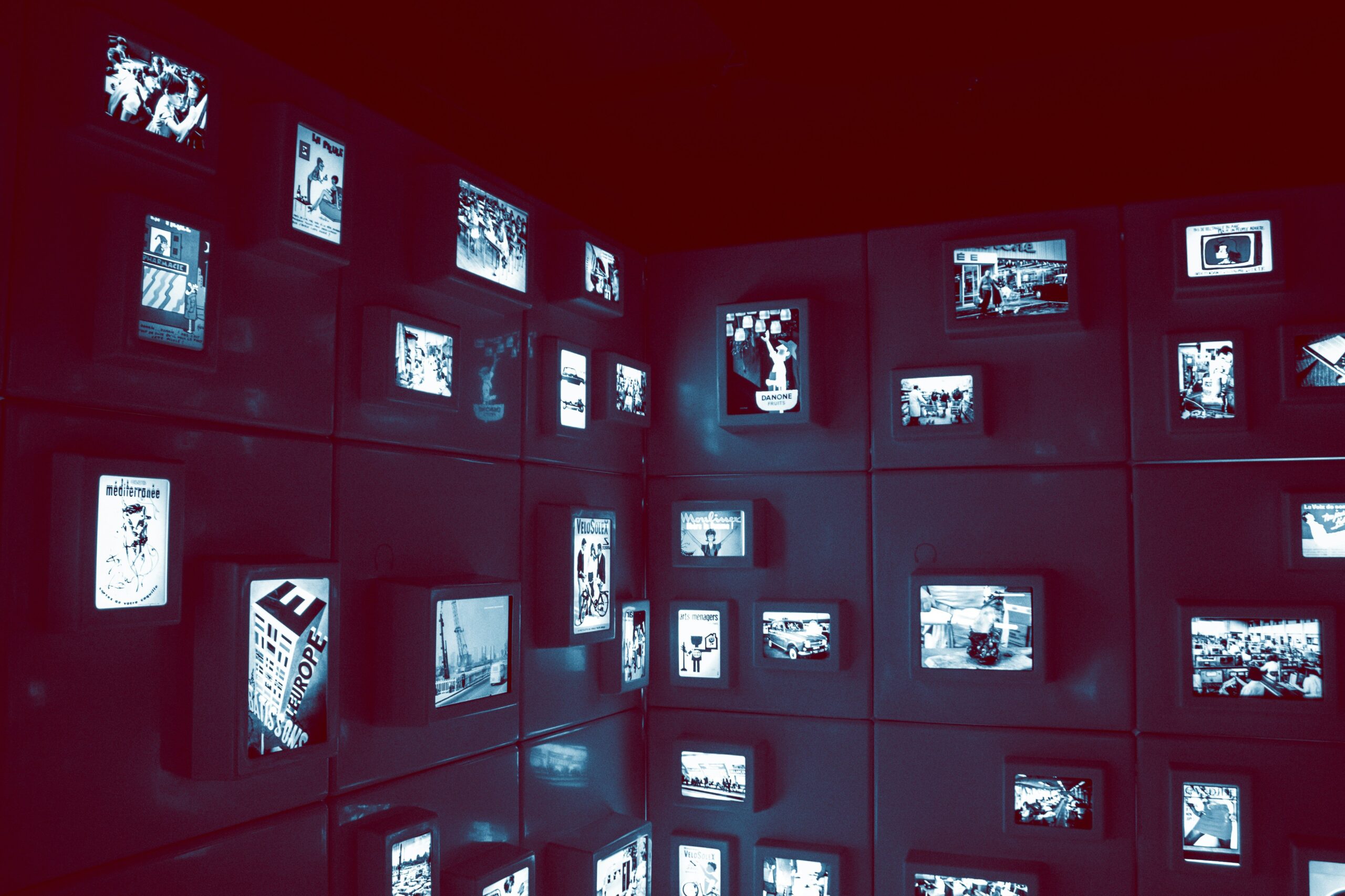 Dashboard of a subtitle app showing active projects and analytics