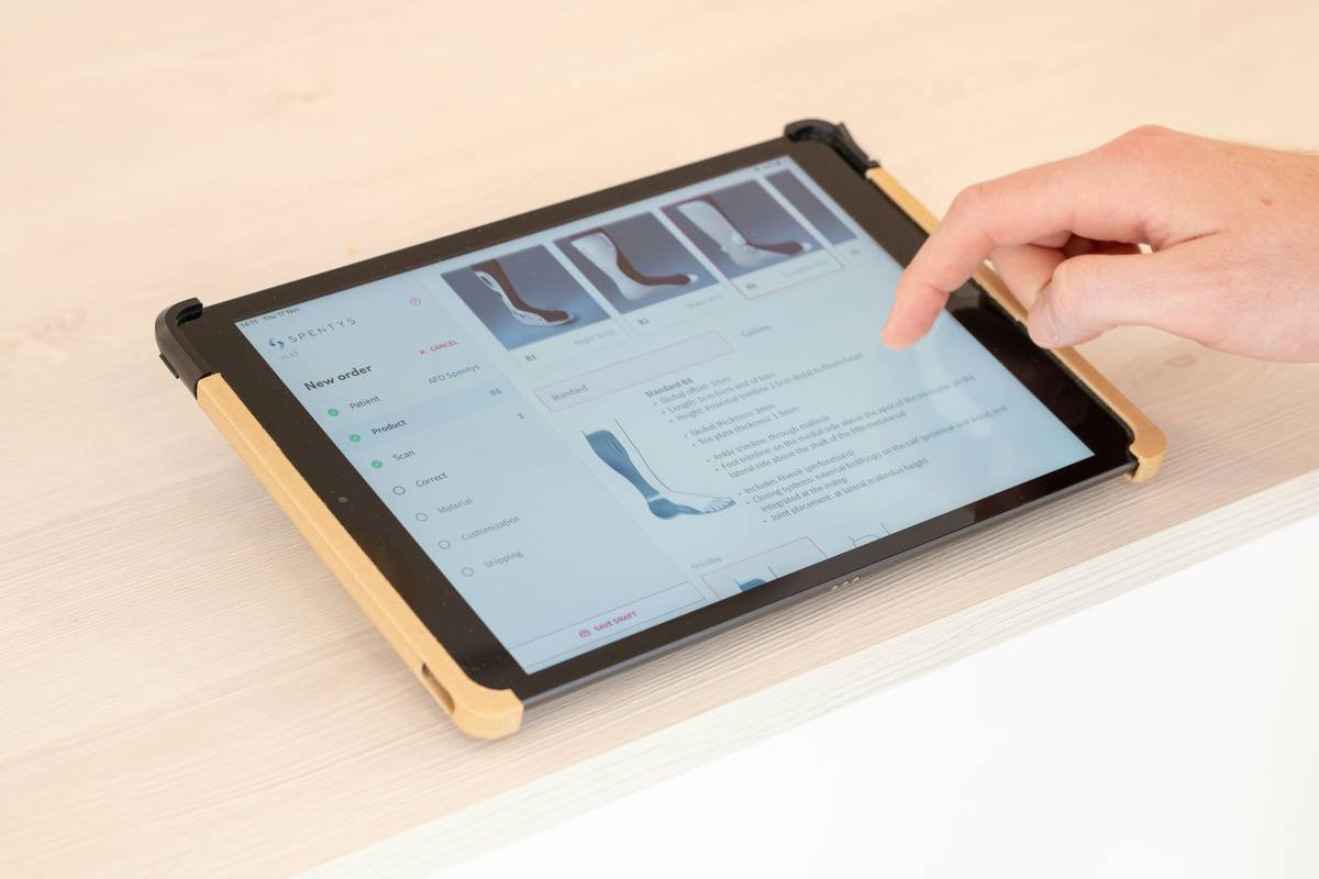 Captioning for Social Media: The Ultimate Guide to Boost Engagement