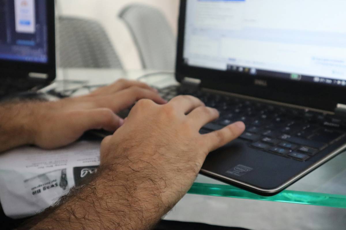 Comparison graph showing increase in YouTube views after implementing captions