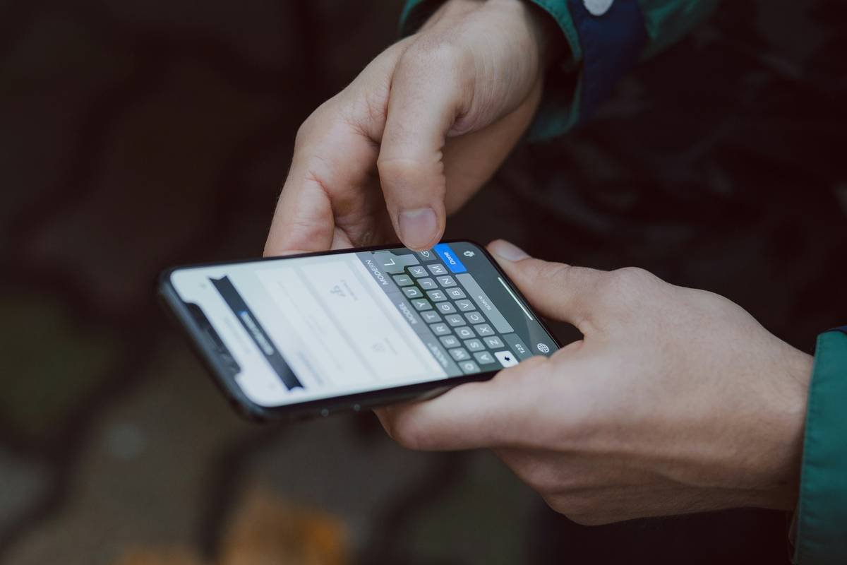 Why Your Wellness Content Flops (And How Caption Formatting Fixes It)