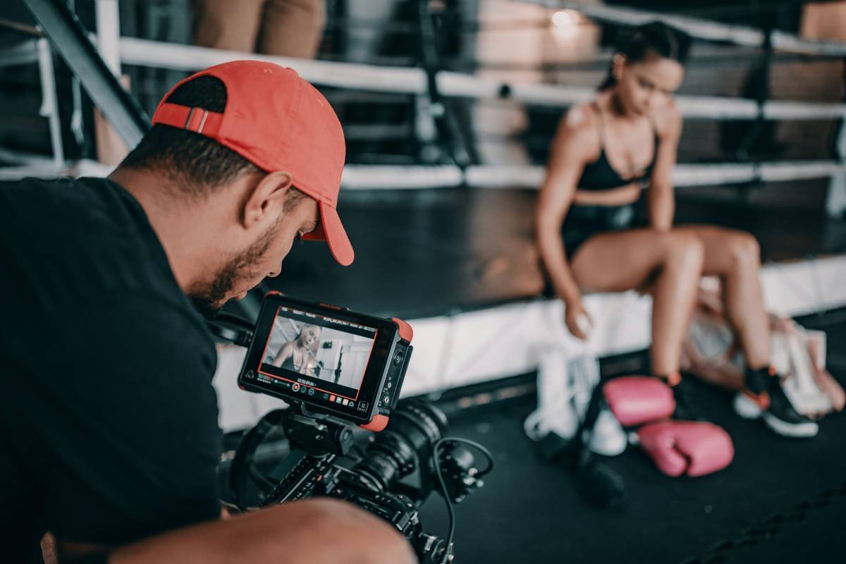 How to Use Overlay Branding Text in Subtitle Apps for Health & Wellness Content That Actually Converts